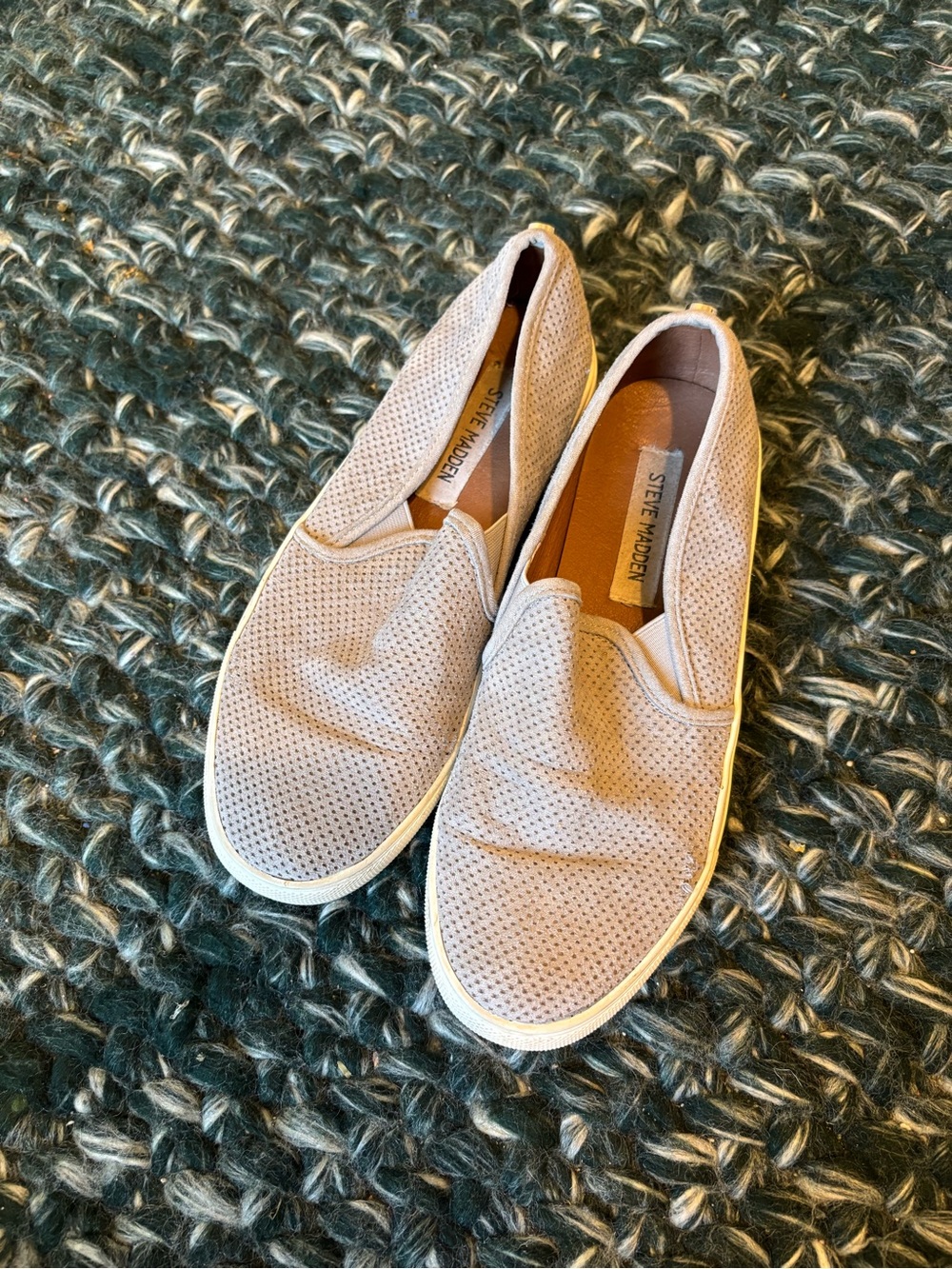 steve madden slip on sneakers